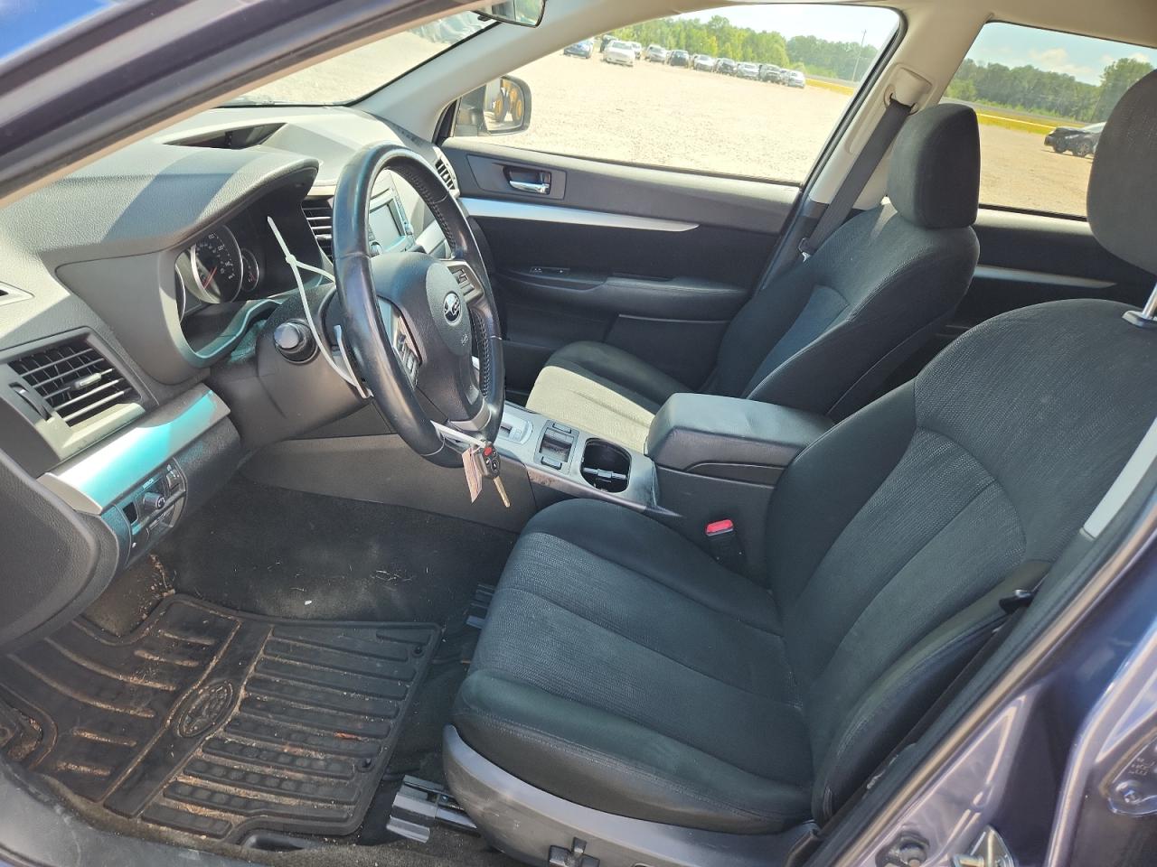2014 Subaru Outback 2.5i Premium Blue vin: 4S4BRBCC2E3277959