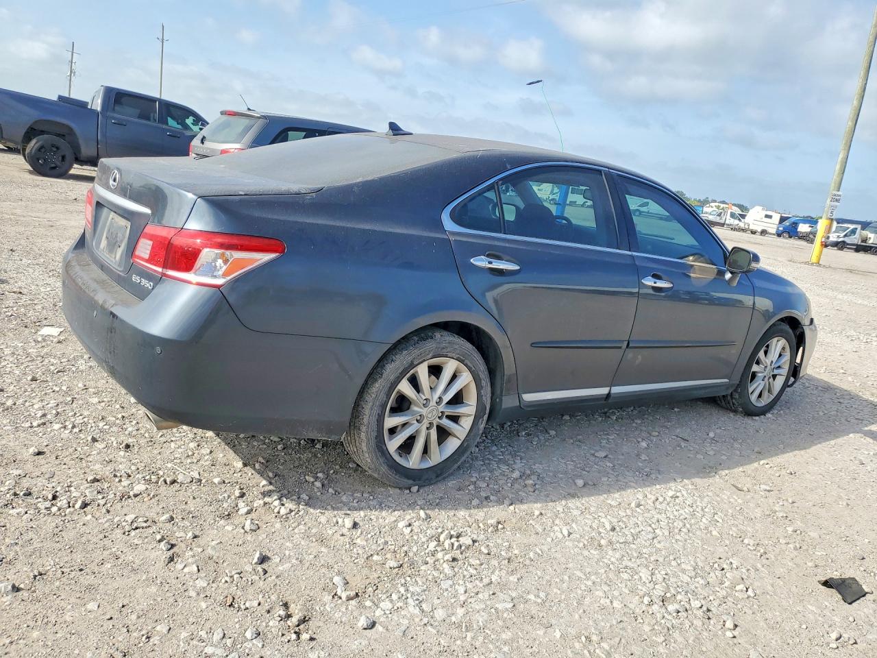 2011 Lexus Es 350 Charcoal vin: JTHBK1EG4B2417884