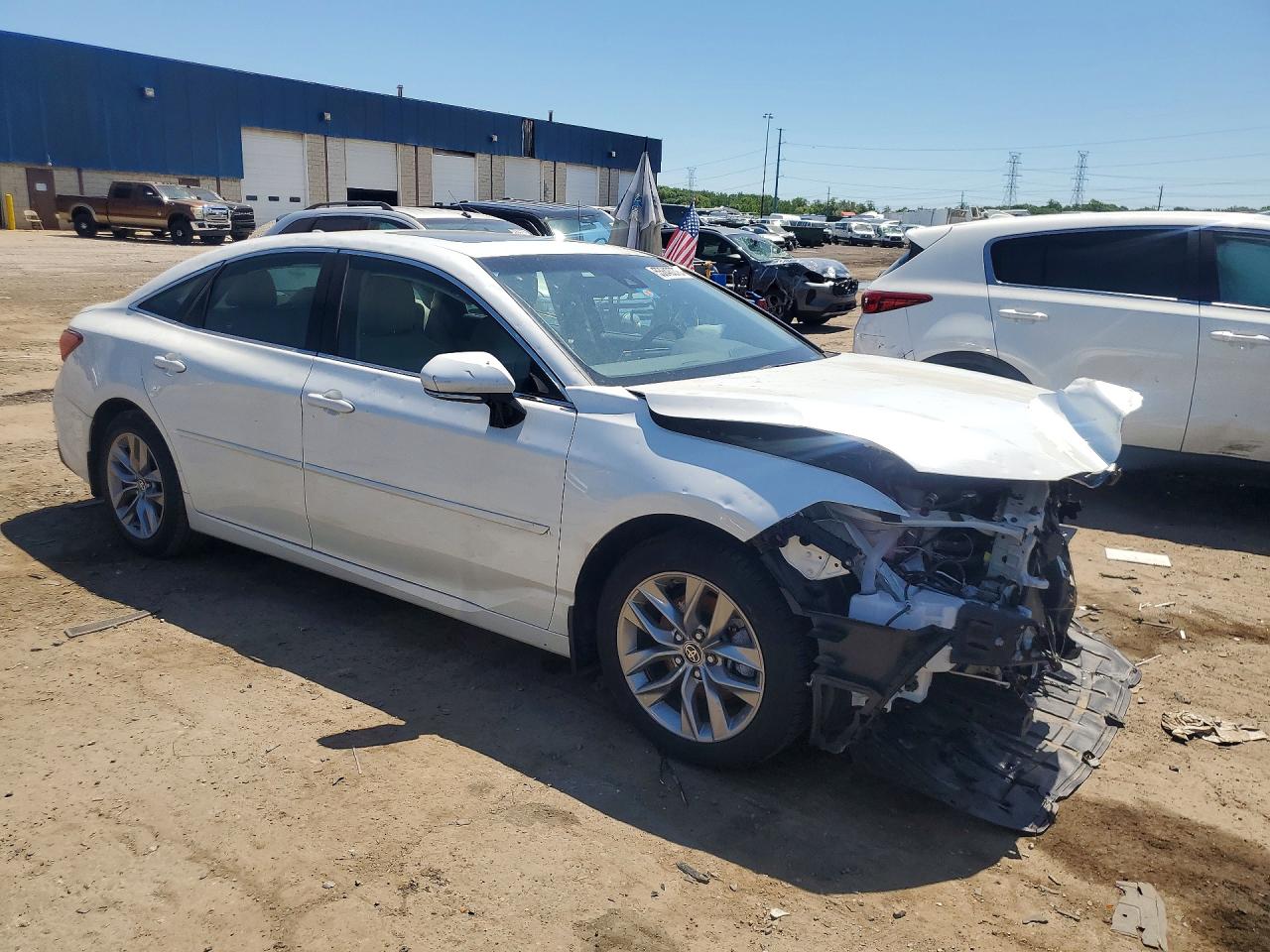 2022 Toyota Avalon Xle White vin: 4T1AA1AB4NU014048