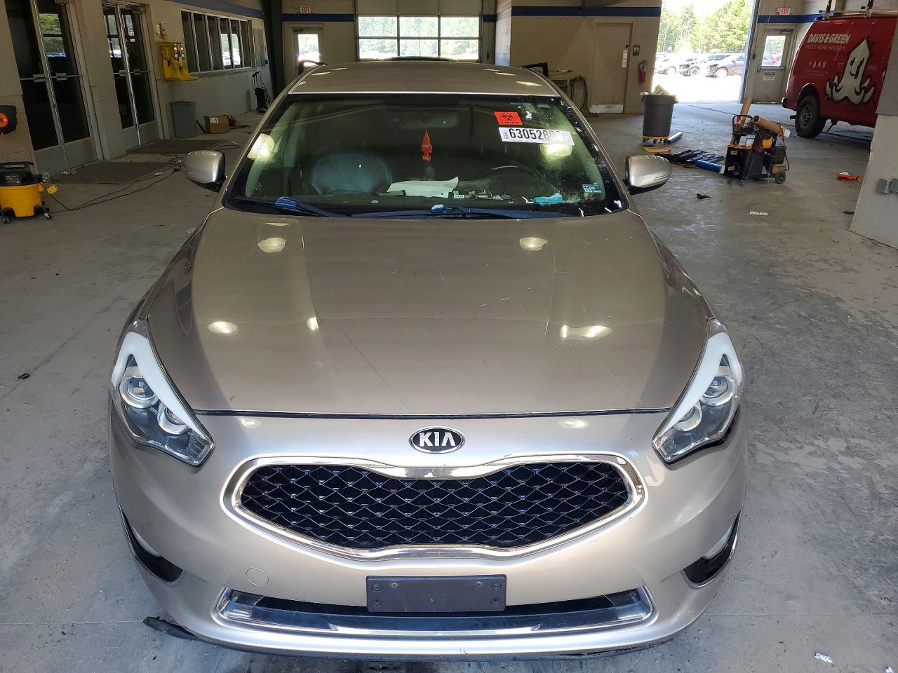 2014 Kia Cadenza Premium Silver vin: KNALN4D78E5128667