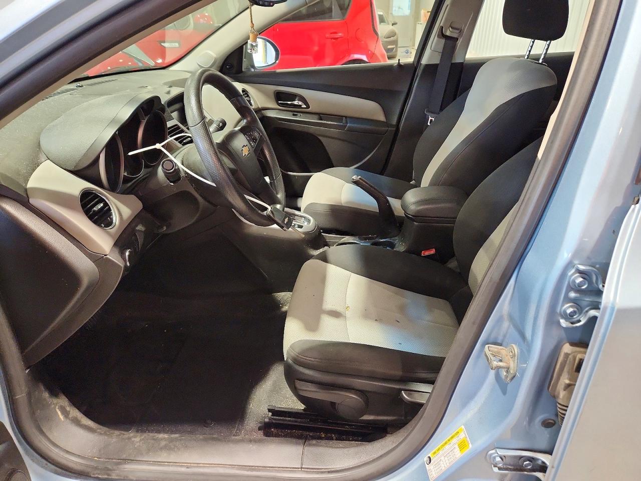 2011 Chevrolet Cruze Ls Синий vin: 1G1PC5SH6B7139686