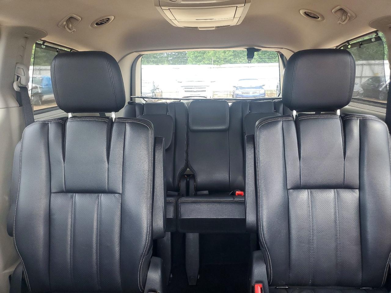 2012 Chrysler Town & Country Touring L Black vin: 2C4RC1CG6CR136771