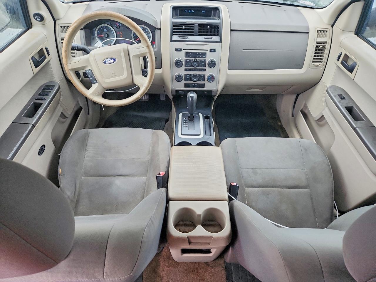 2011 Ford Escape Xls Серый vin: 1FMCU9C7XBKA32035