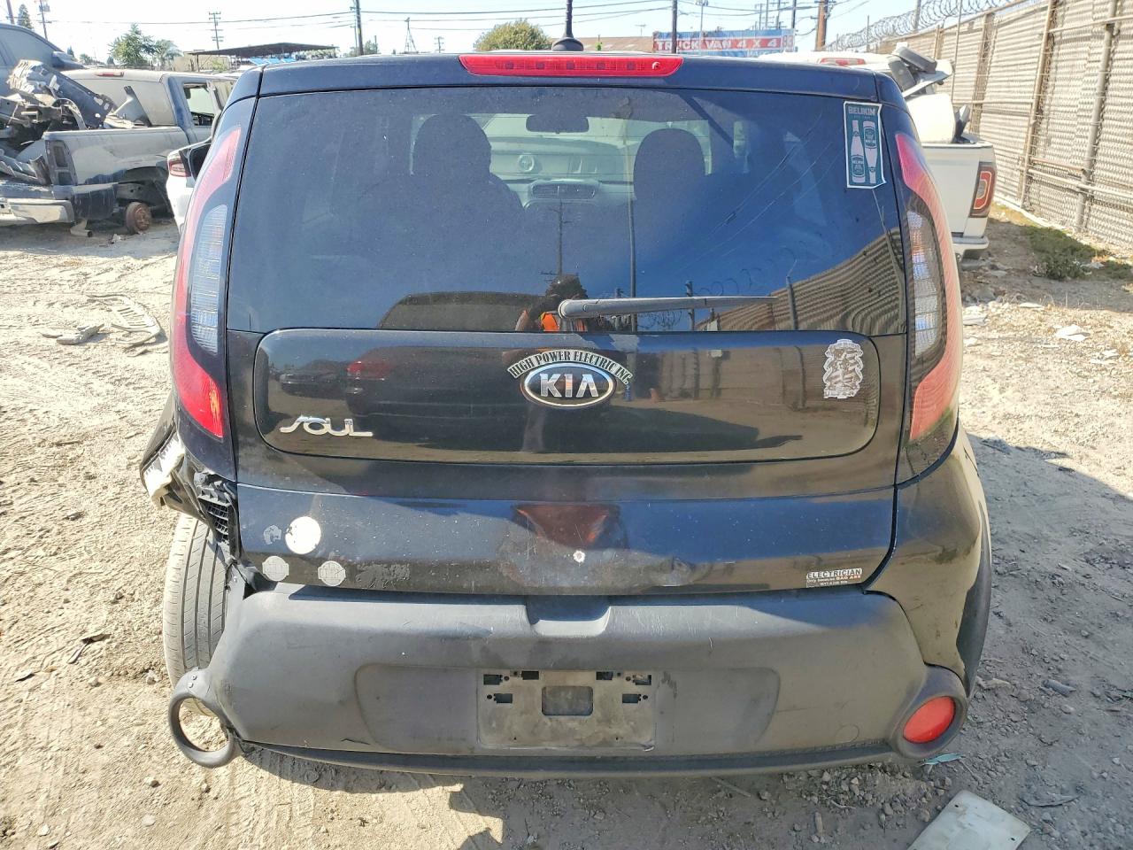 2015 Kia Soul Base Black vin: KNDJN2A23F7772672