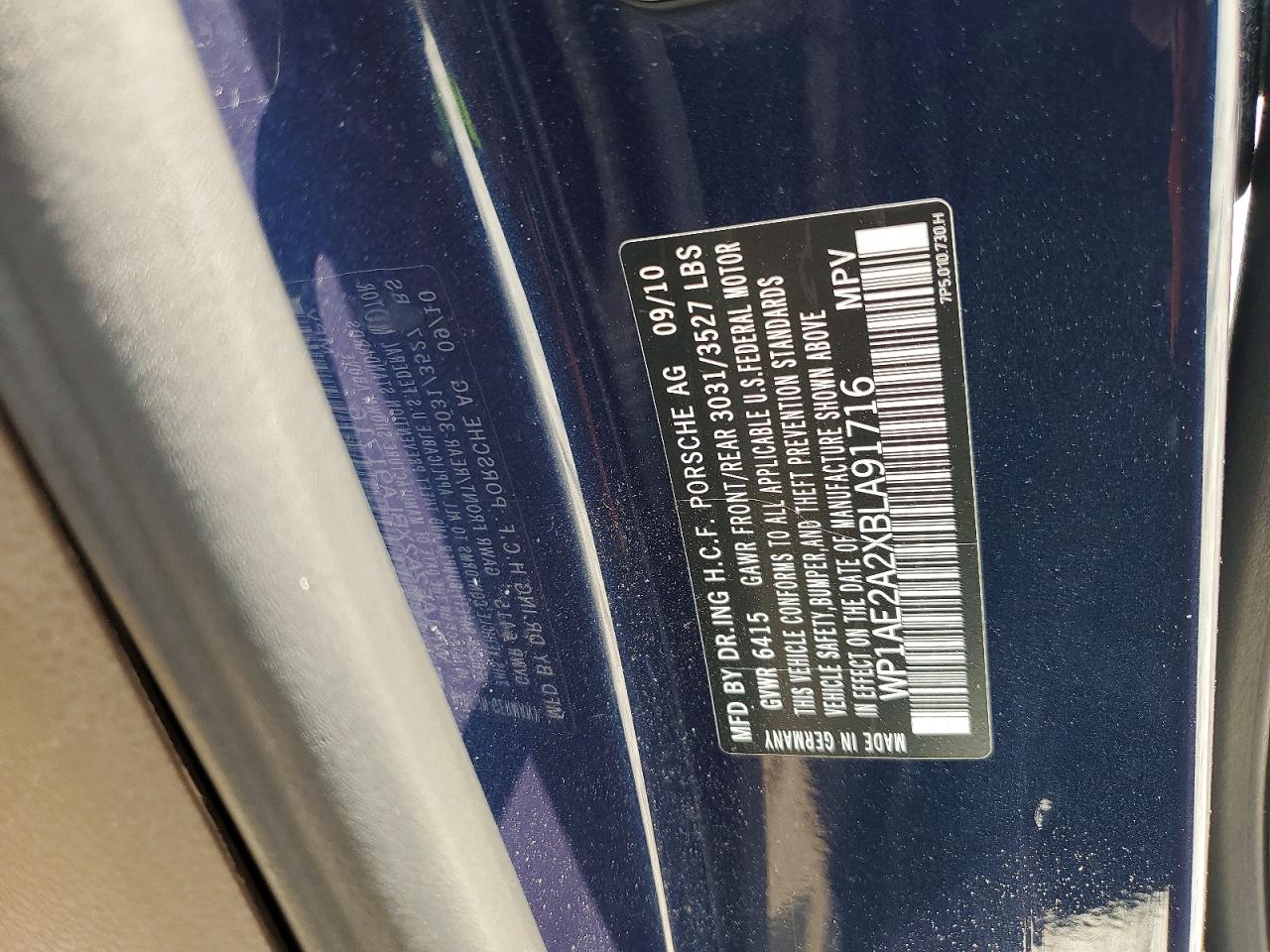 2011 Porsche Cayenne S Hybrid Blue vin: WP1AE2A2XBLA91716