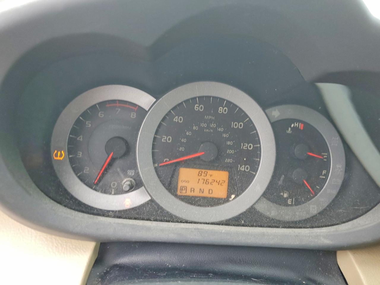 2011 Toyota Rav4 Base Gold vin: 2T3BF4DV0BW128757