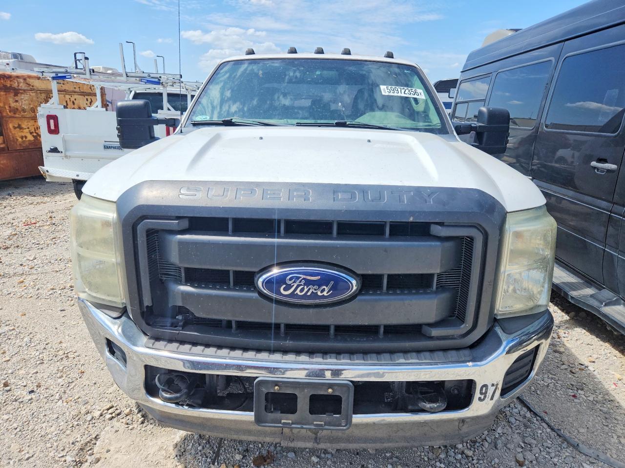 2013 Ford F350 Super Duty White vin: 1FD8W3HT8DEA40607