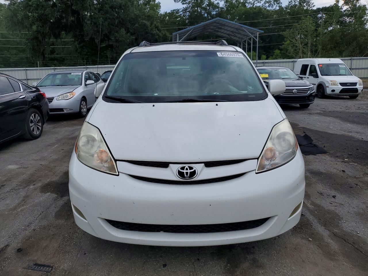 2010 Toyota Sienna Xle Белый vin: 5TDYK4CC5AS303560