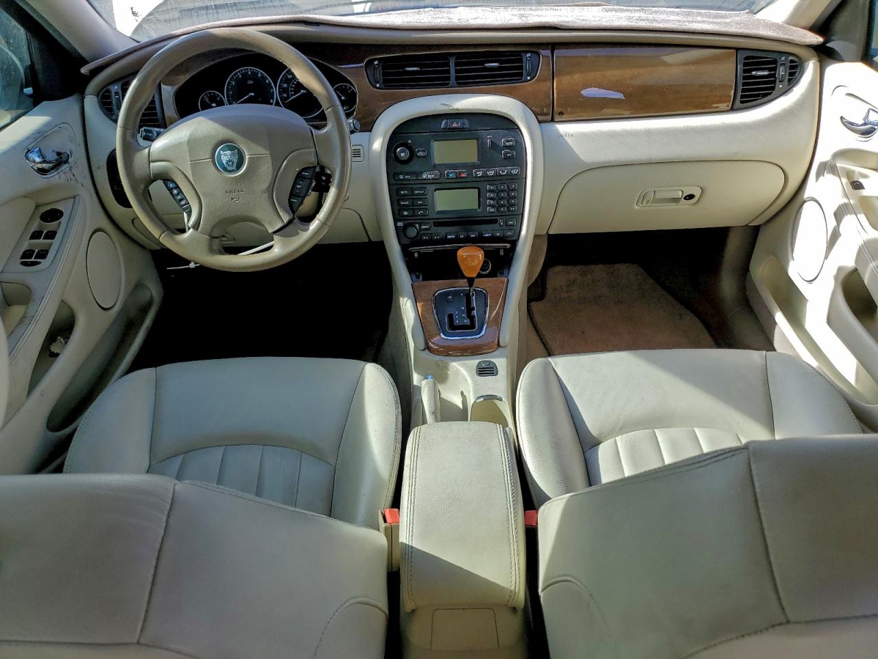 2002 Jaguar X-type 2.5 Silver vin: SAJEA51DX2XC77979