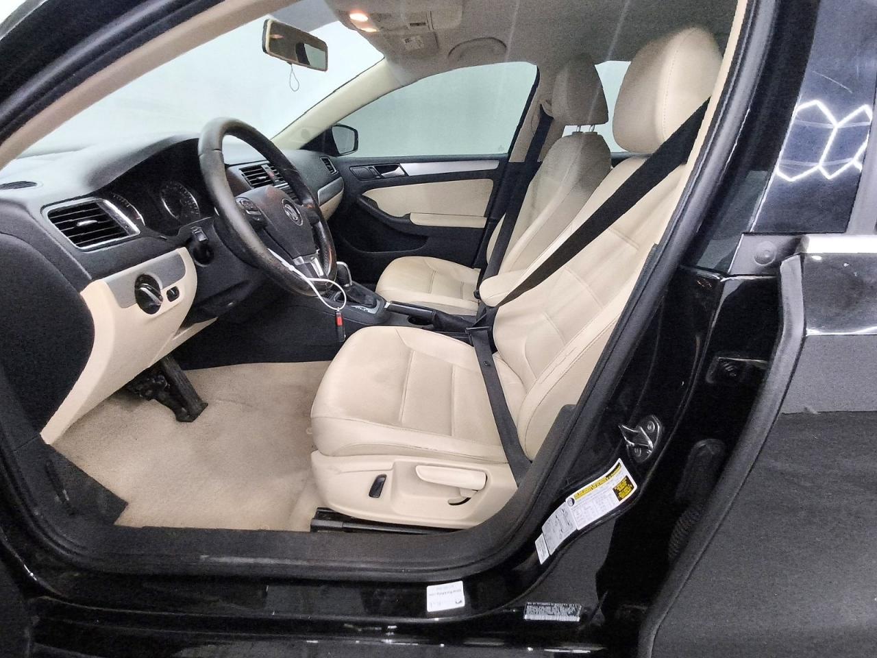2014 Volkswagen Jetta Se Черный vin: 3VWD07AJ0EM357052