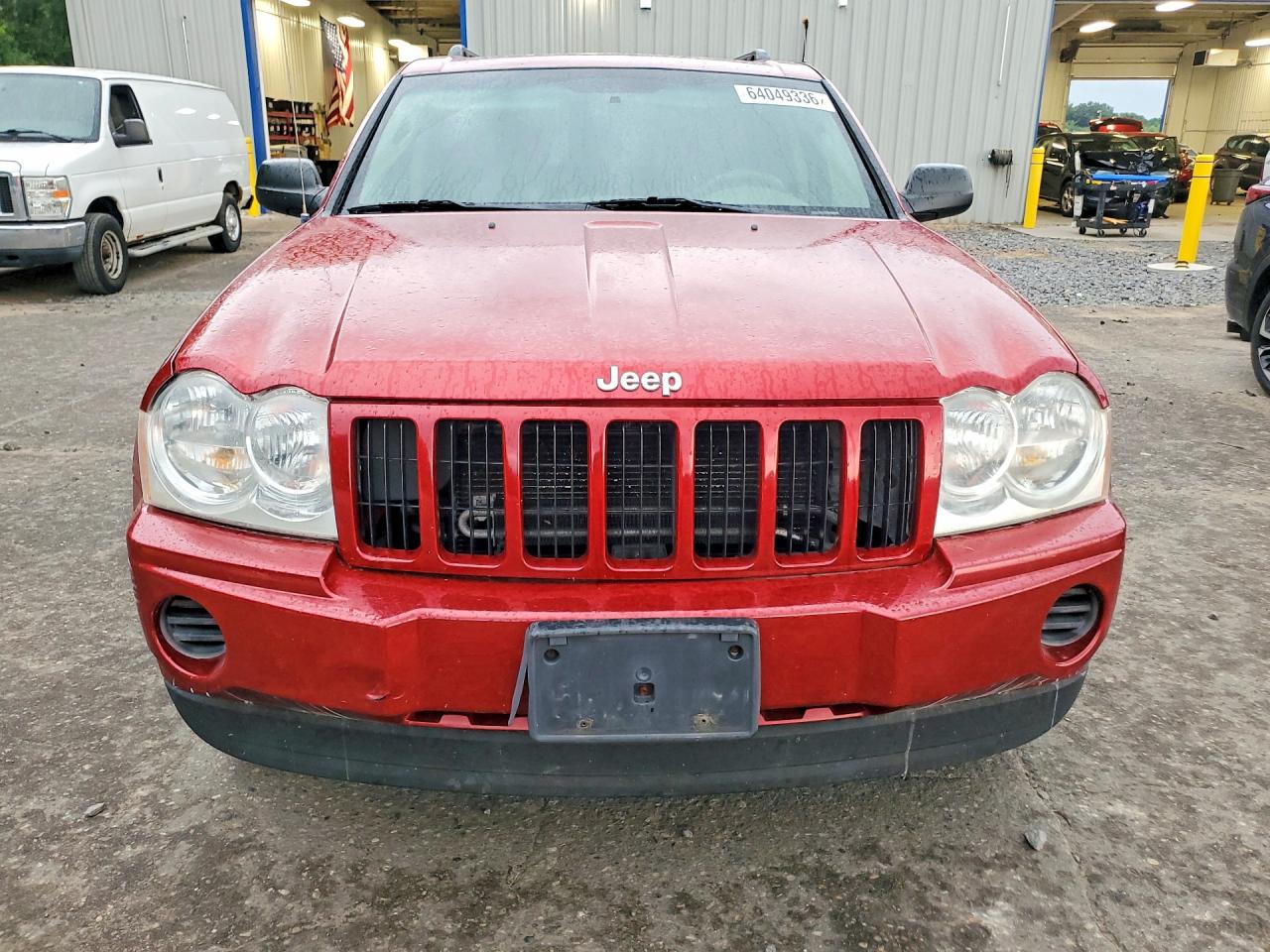 2005 Jeep Grand Cherokee Laredo Red vin: 1J4GS48K15C724477