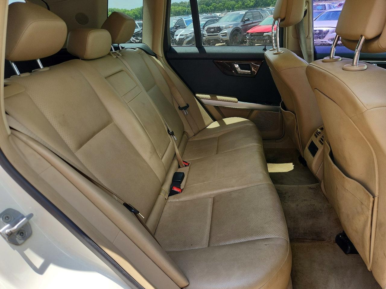 2011 Mercedes-benz Glk 350 4matic White vin: WDCGG8HB3BF674829