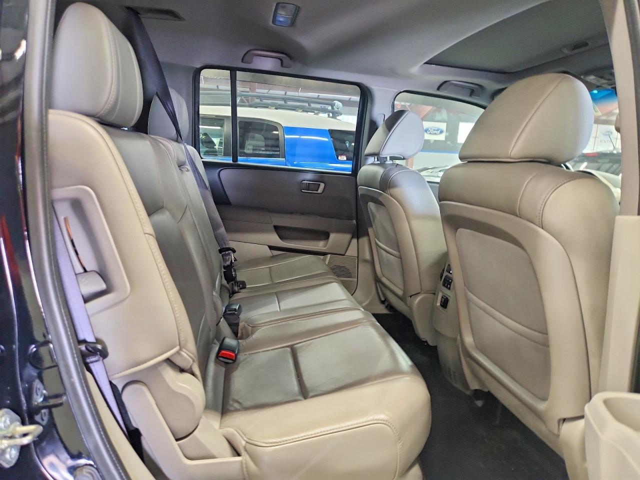 2015 Honda Pilot Exl Черный vin: 5FNYF4H50FB030263