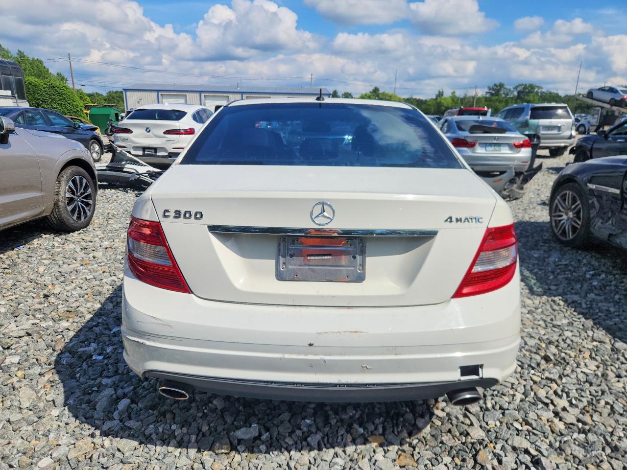 2011 Mercedes-benz C 300 4matic White vin: WDDGF8BB9BR148467