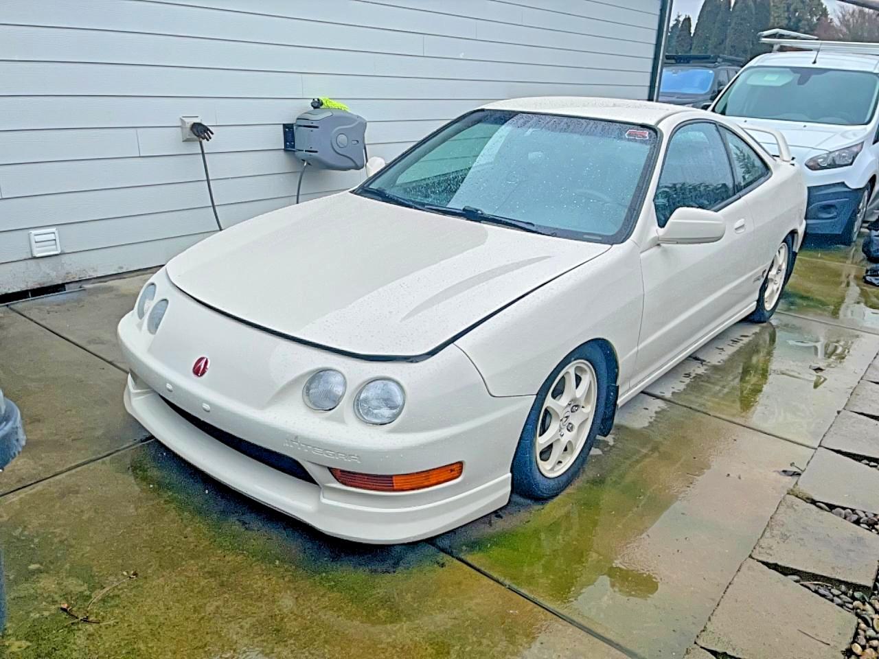1998 Acura Integra Type-r White vin: JH4DC231XWS003993