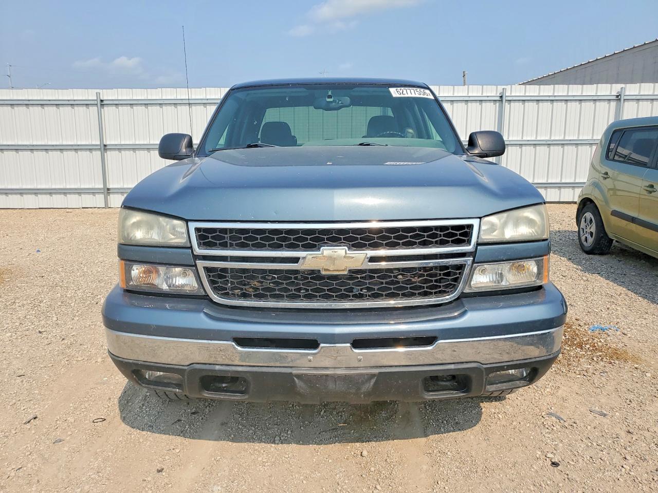 2006 Chevrolet Silverado K1500 Gray vin: 2GCEK13T861249817