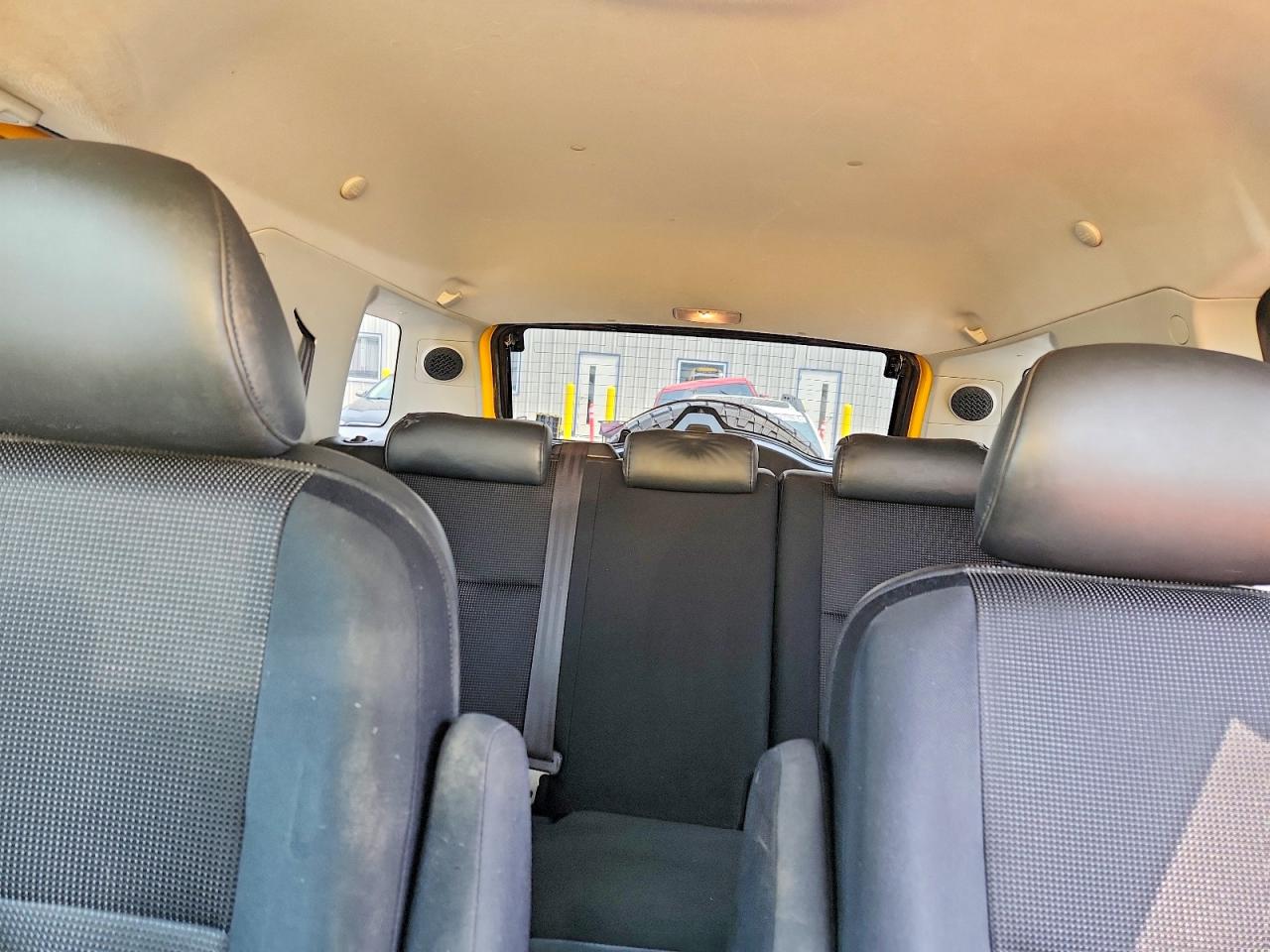 2007 Toyota Fj Cruiser Base Yellow vin: JTEBU11F270034792