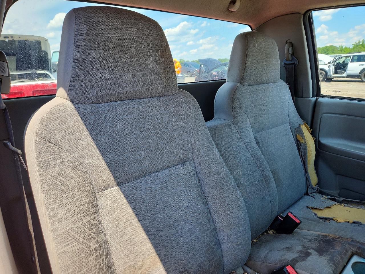 2006 Gmc Canyon Red vin: 1GTCS148168261113