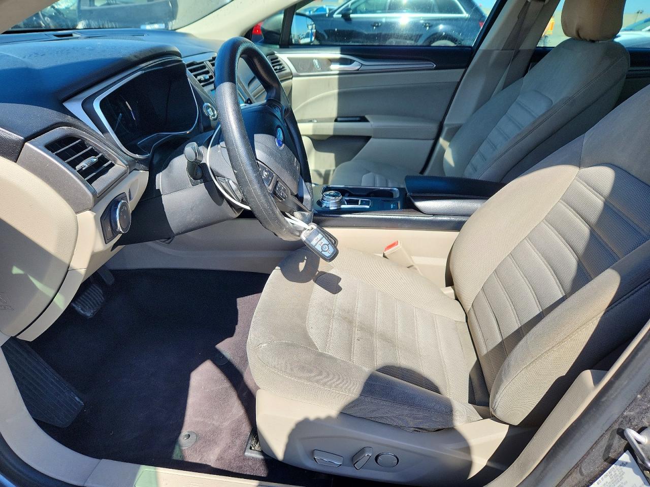 2017 Ford Fusion Se Silver vin: 3FA6P0HD2HR293401