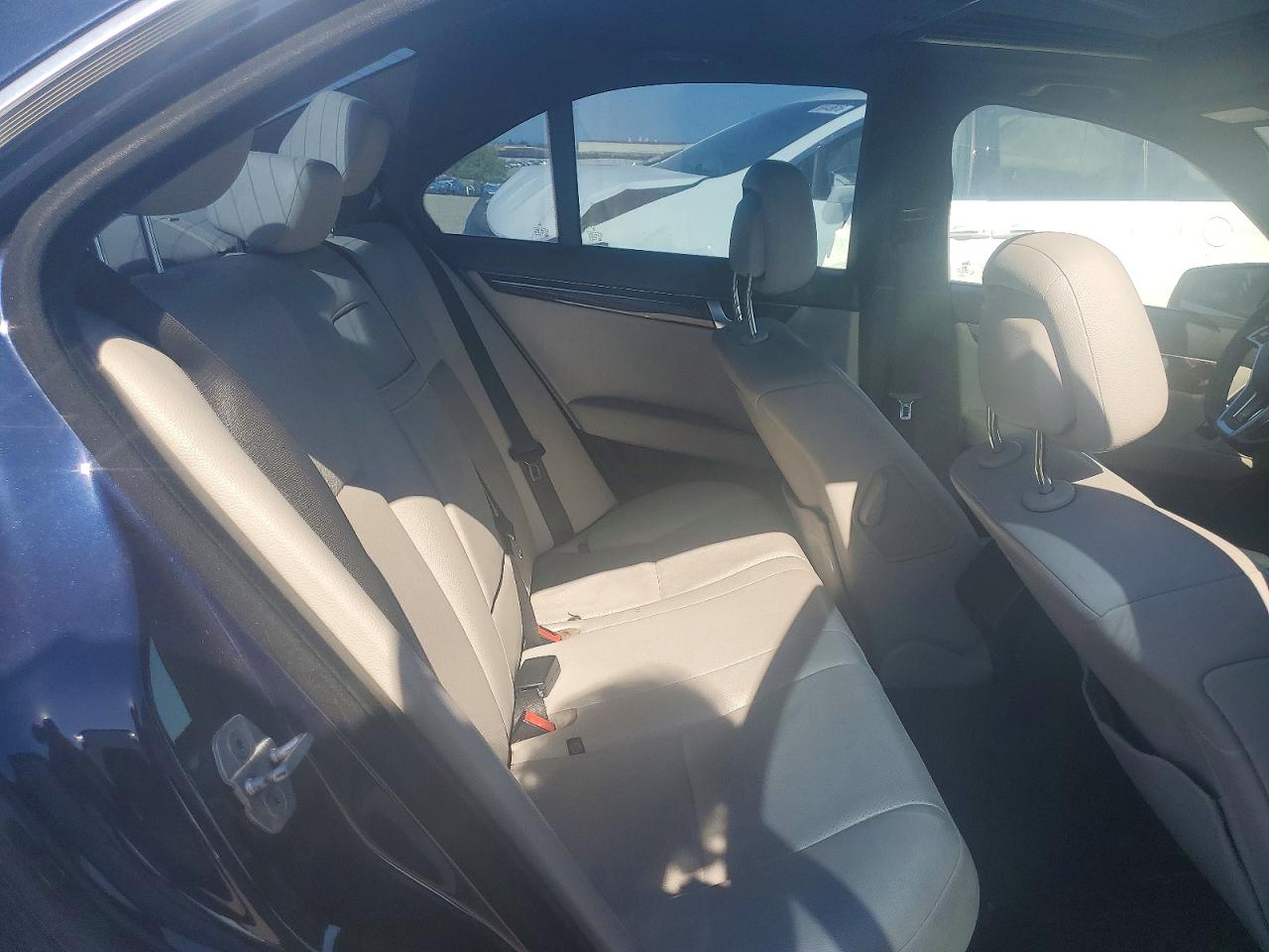 2012 Mercedes-benz C 250 Blue vin: WDDGF4HB2CA615826