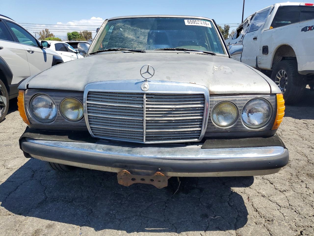 1982 Mercedes-benz 300 Dt Gray vin: WDBAB33A3CB012722