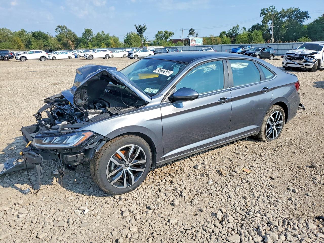 3VW7W7BU8TM013325