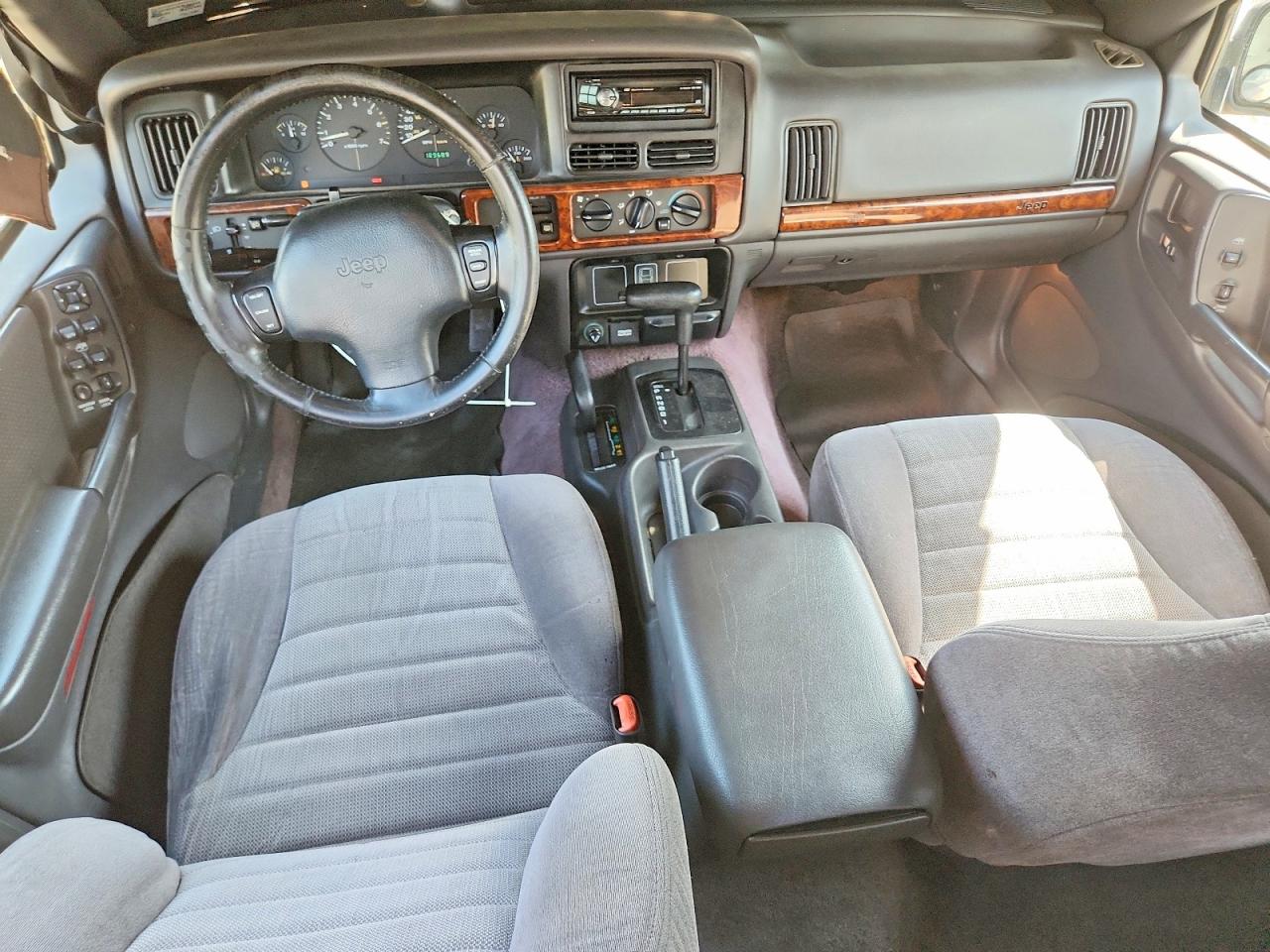 1996 Jeep Grand Cherokee Laredo Gray vin: 1J4GZ58S9TC355169