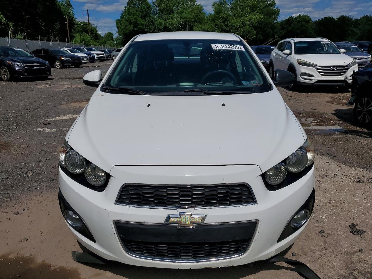 2014 Chevrolet Sonic Lt White vin: 1G1JC5SH6E4235541