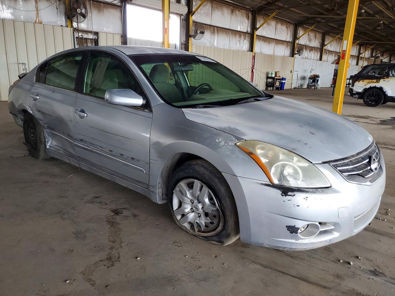 2010 Nissan Altima 2.5 Silver vin: 1N4AL2AP3AN447774