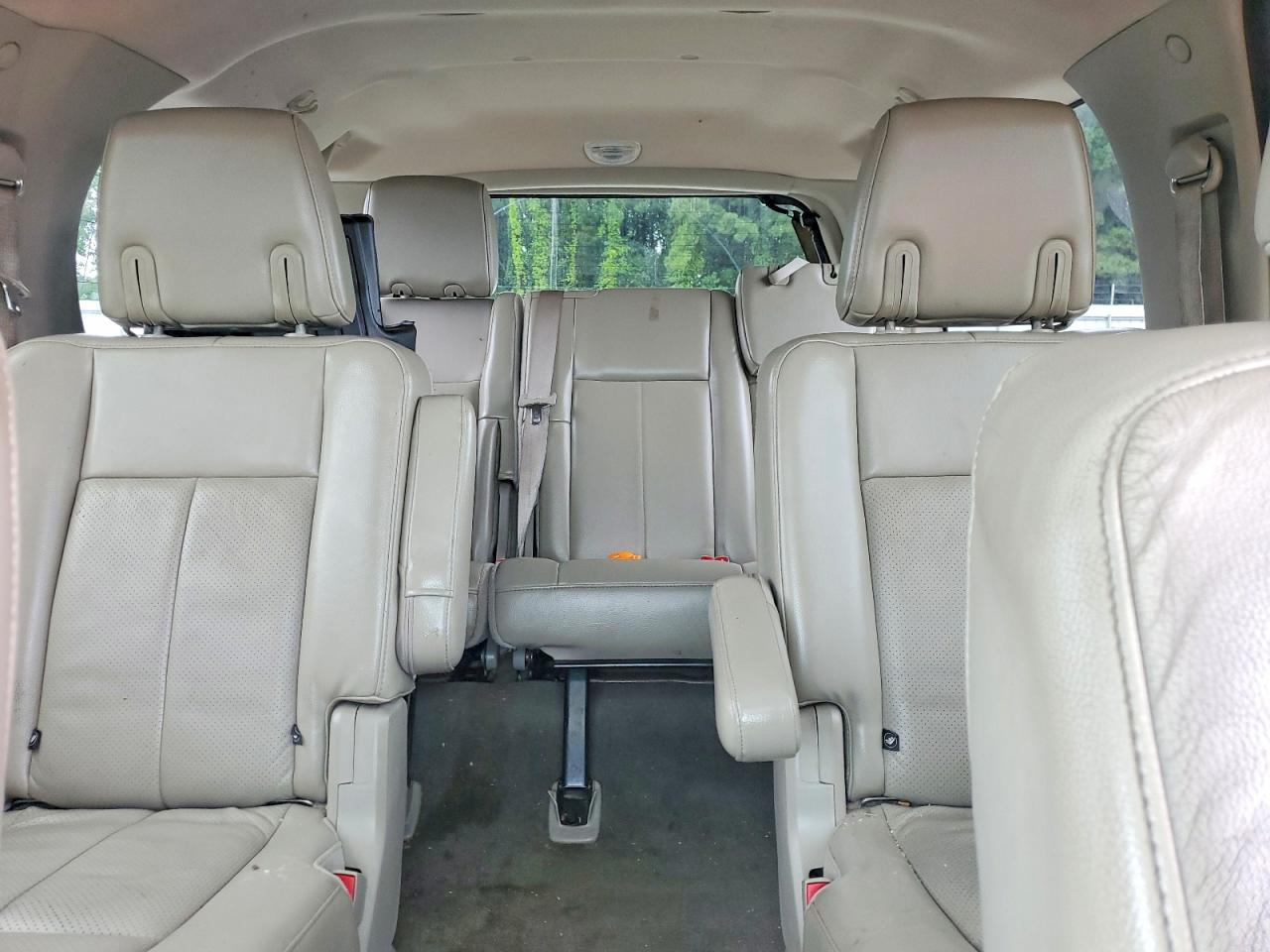 2013 Ford Expedition El Limited Серебряный vin: 1FMJK1K56DEF14954