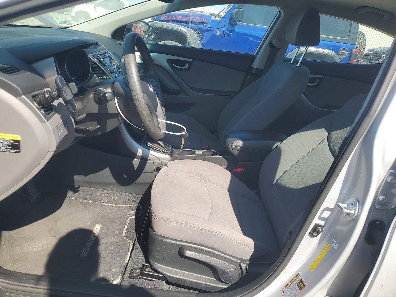 2015 Hyundai Elantra Se Silver vin: KMHDH4AE5FU452390