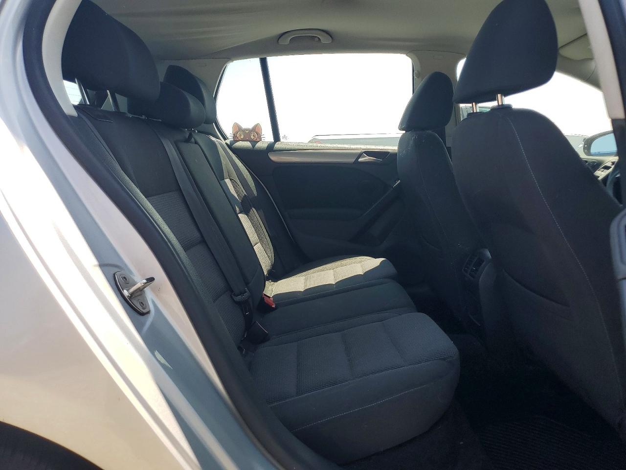 2013 Volkswagen Golf Silver vin: WVWDB7AJ7DW116911