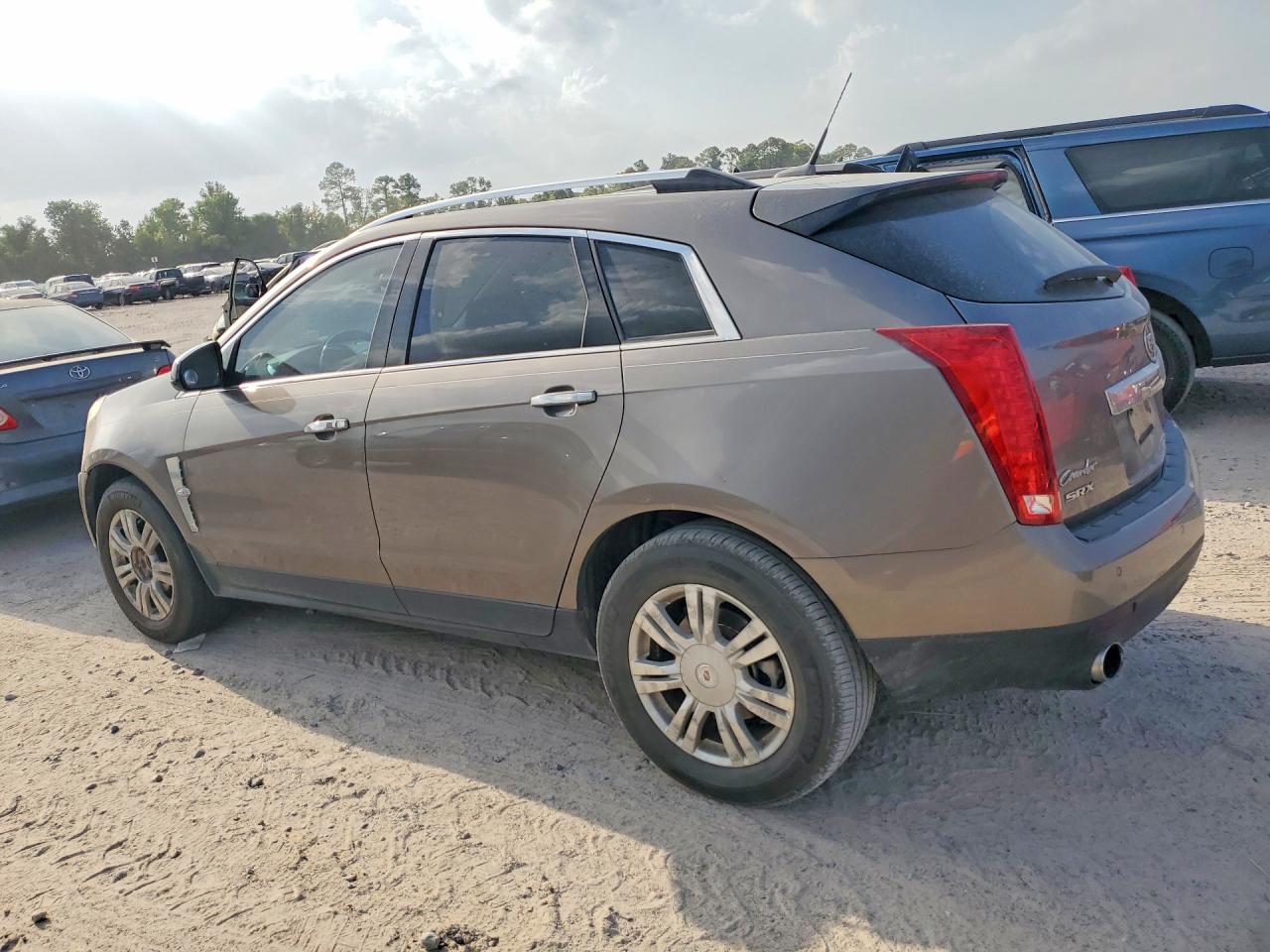2011 Cadillac Srx Luxury Collection Brown vin: 3GYFNAEY5BS645605