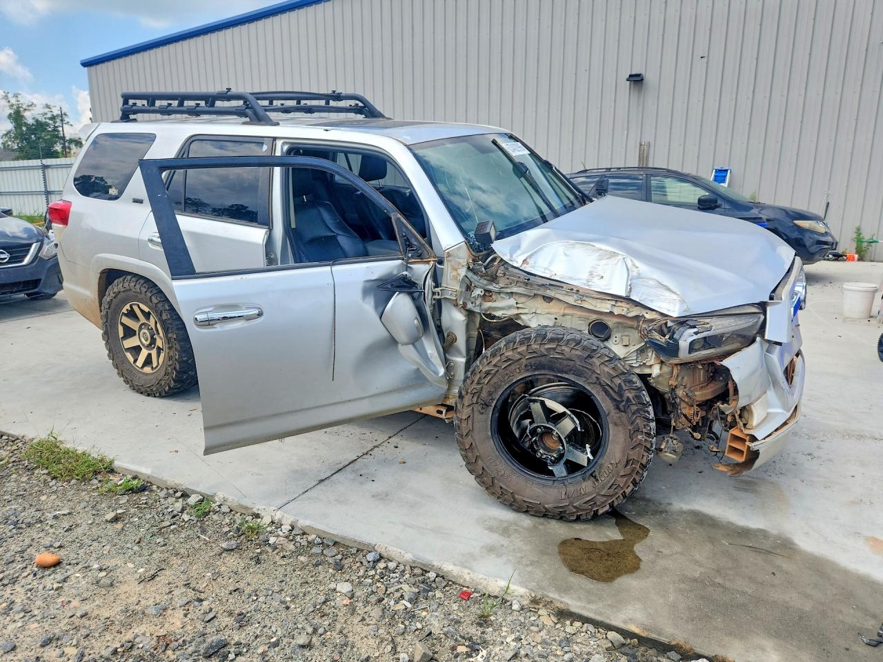 2010 Toyota 4runner Sr5 Silver vin: JTEZU5JR0A5001834