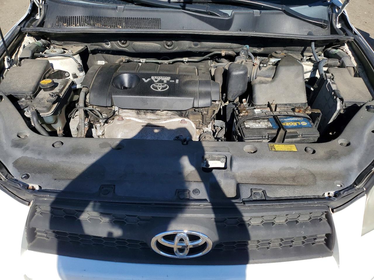 2009 Toyota Rav4 Base White vin: 2T3ZF33VX9W010333