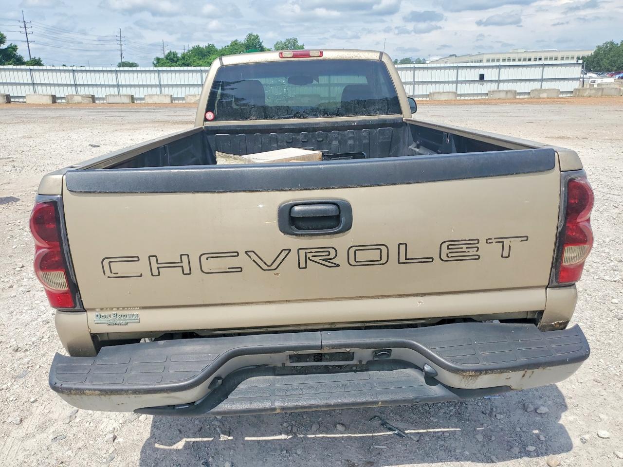 2004 Chevrolet Silverado C1500 Желто-коричневый vin: 1GCEC14X54Z216227
