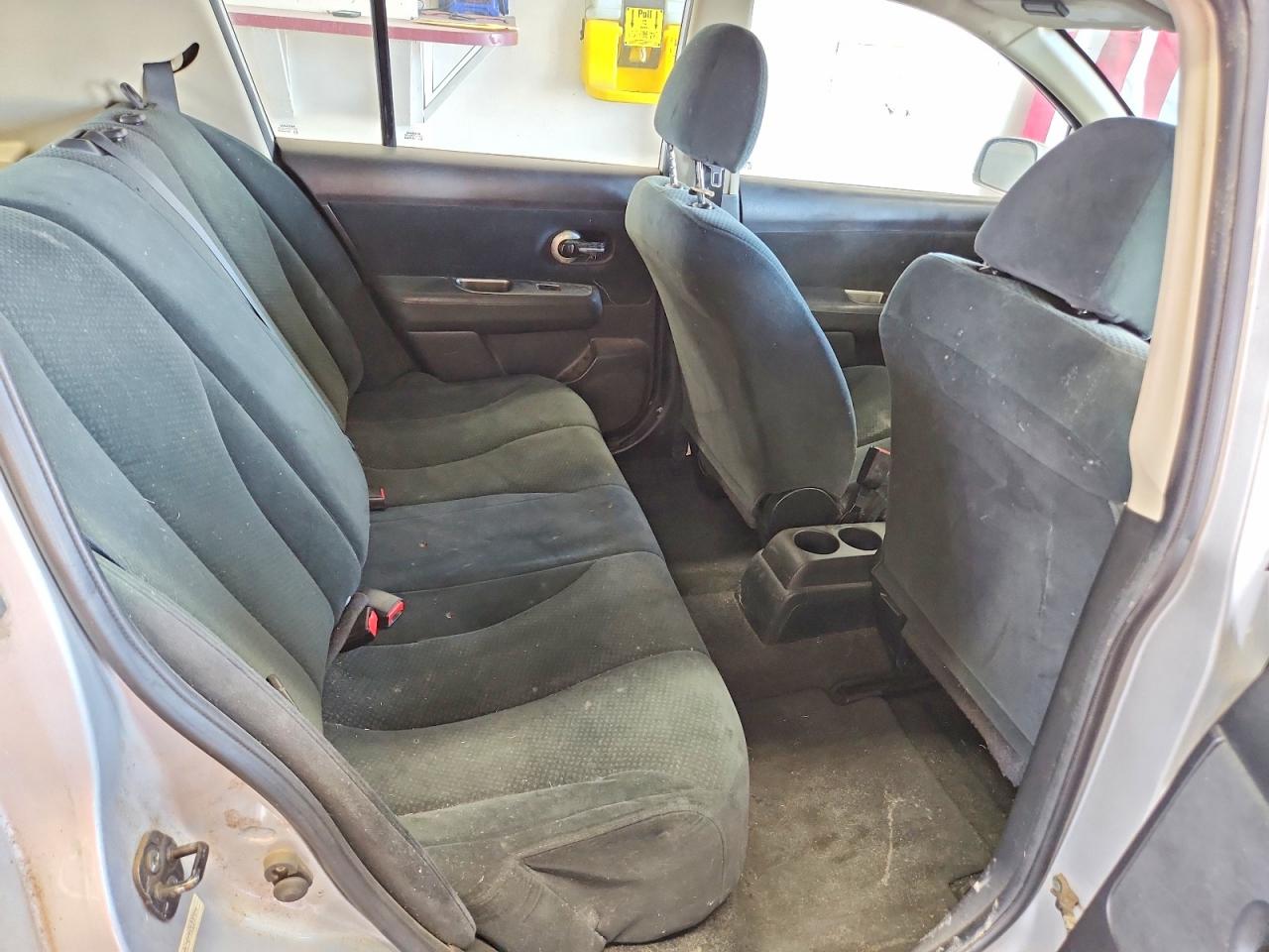 2012 Nissan Versa 1.8 S Silver vin: 3N1BC1CPXCL370154