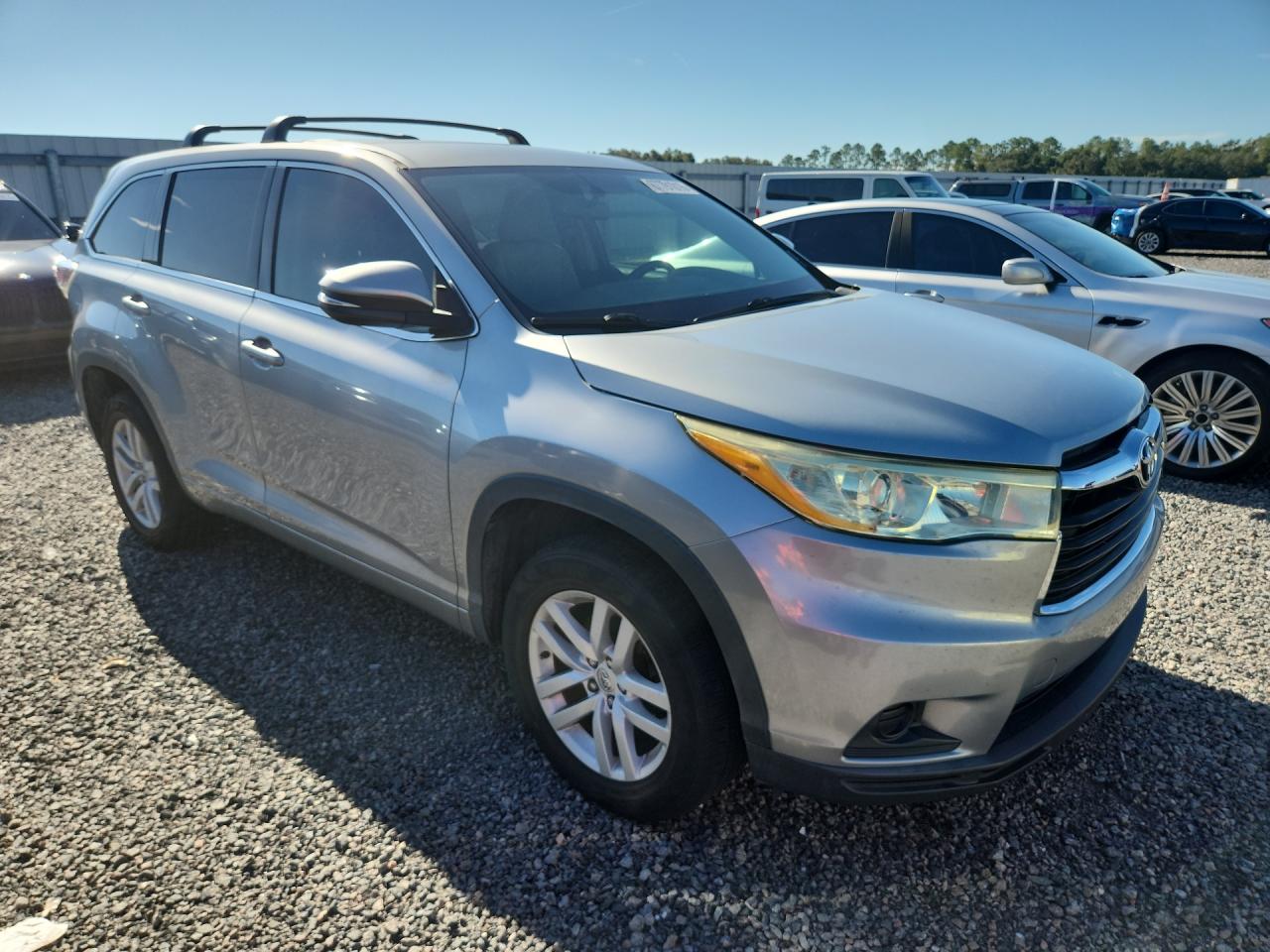 2014 Toyota Highlander Le Silver vin: 5TDZARFH4ES007138