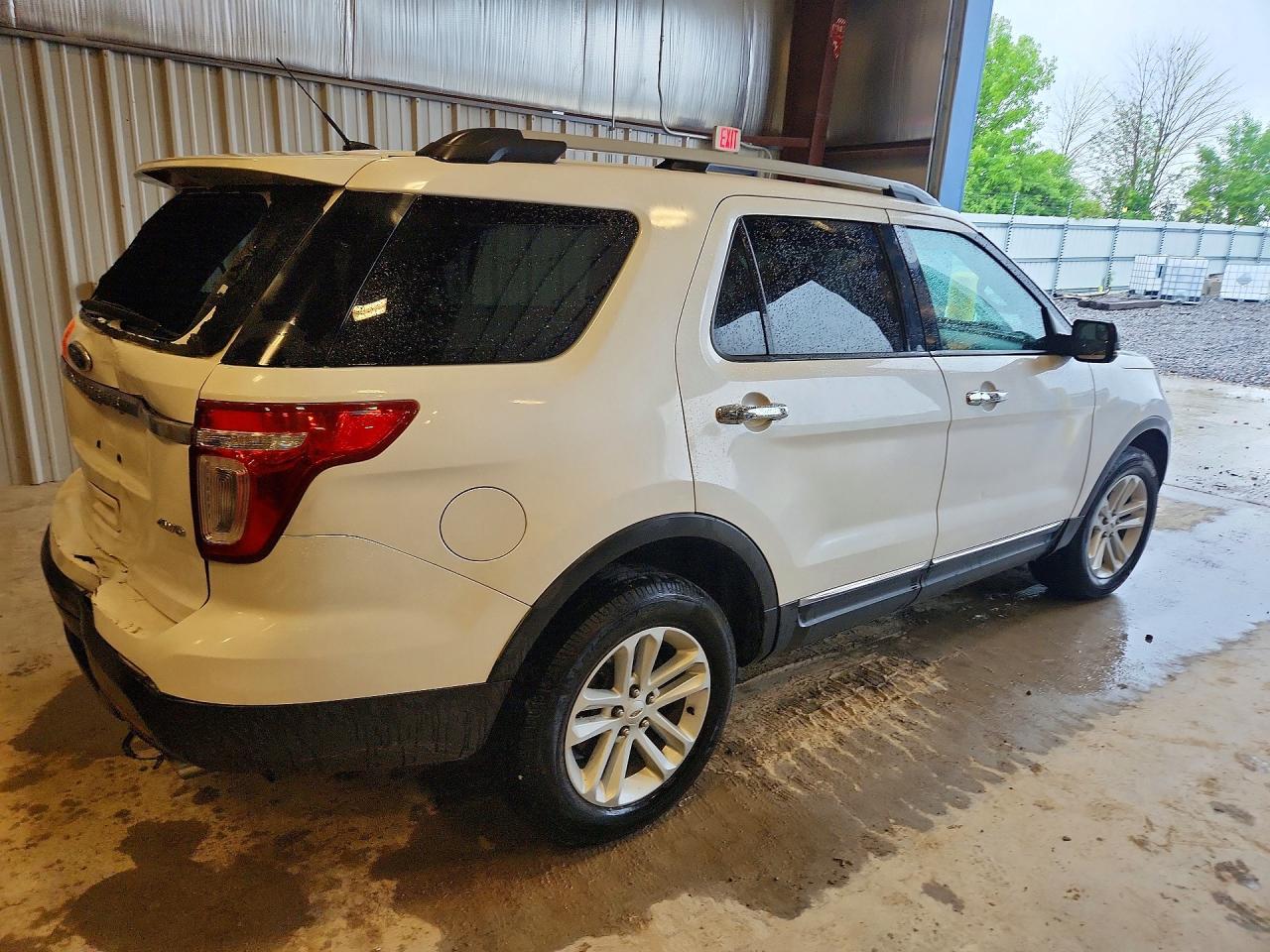 2012 Ford Explorer Xlt White vin: 1FMHK8D89CGA96858