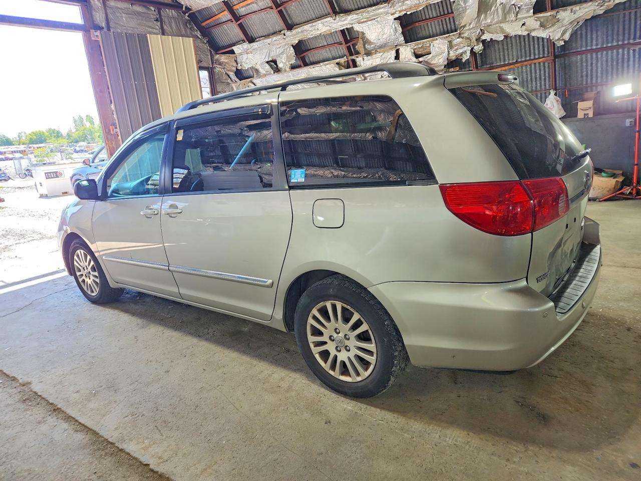 2008 Toyota Sienna Xle Limited Серебряный vin: 5TDZK22CX8S183145