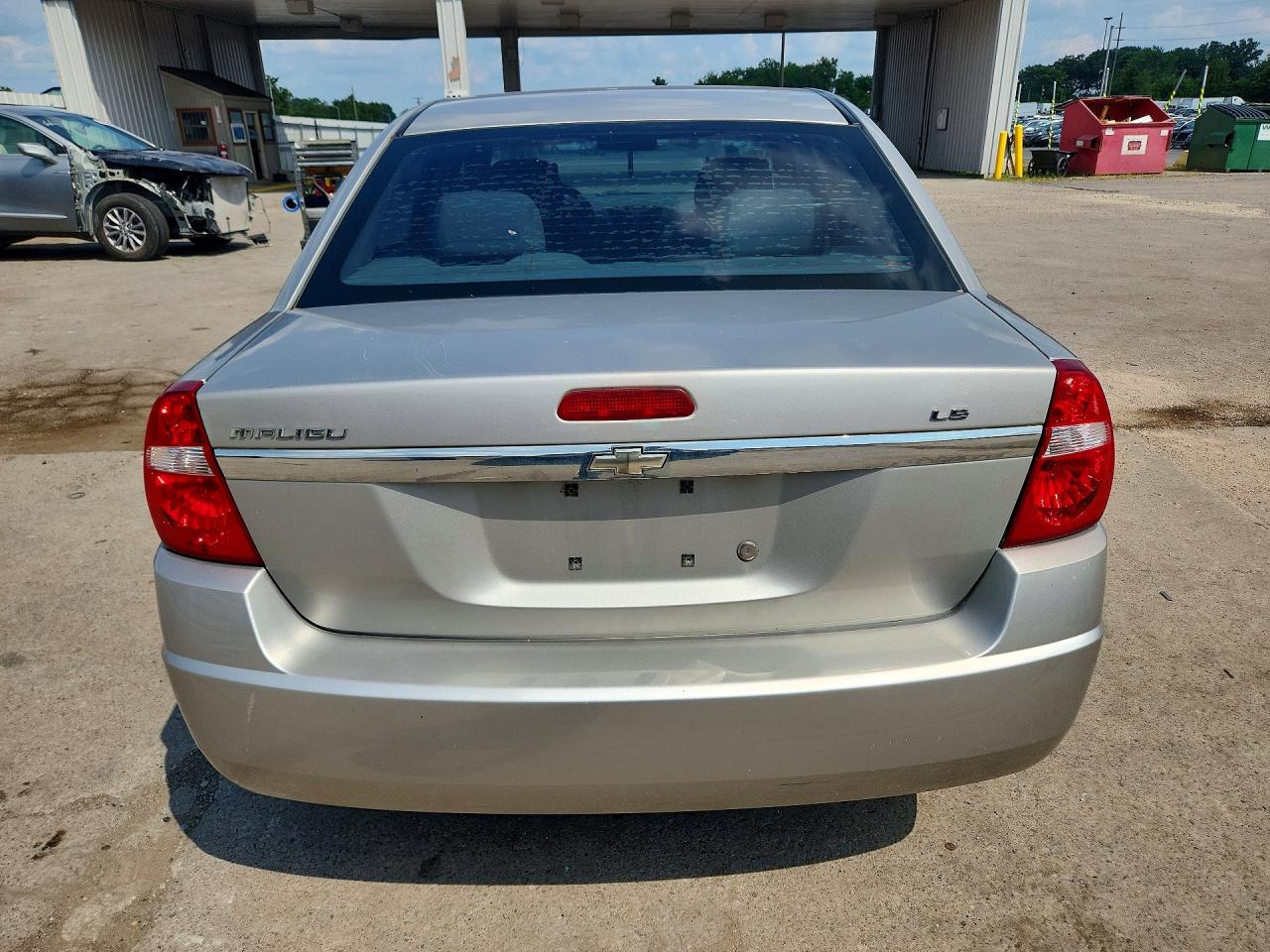 2007 Chevrolet Malibu Ls Silver vin: 1G1ZS57F97F262222