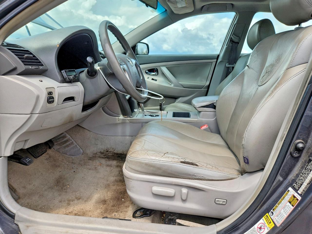 2009 Toyota Camry Le Gray vin: 4T1BE46K79U383138