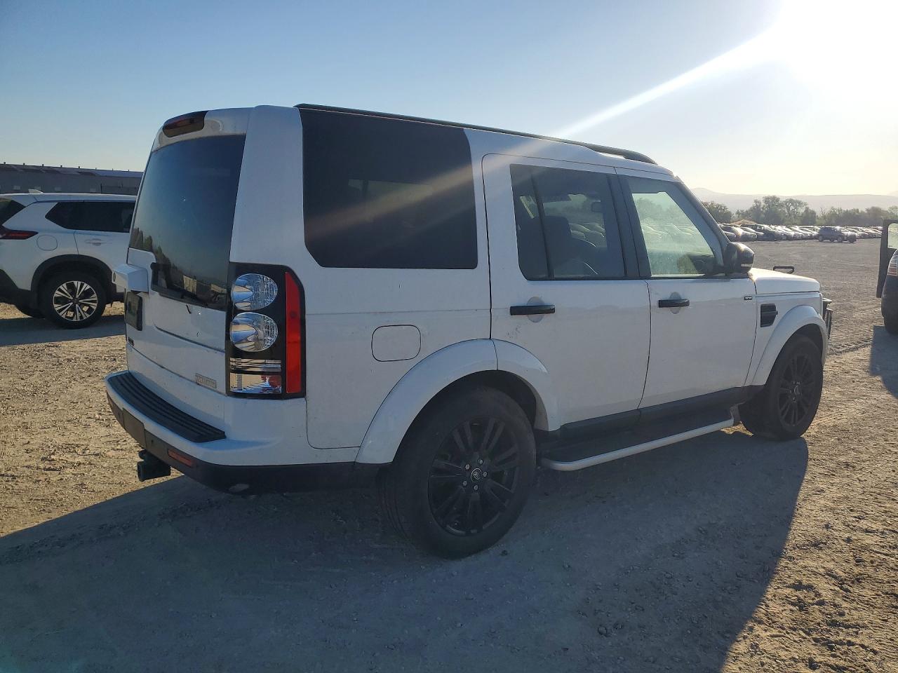 2015 Land Rover Lr4 Hse Luxury Белый vin: SALAK2V67FA758856