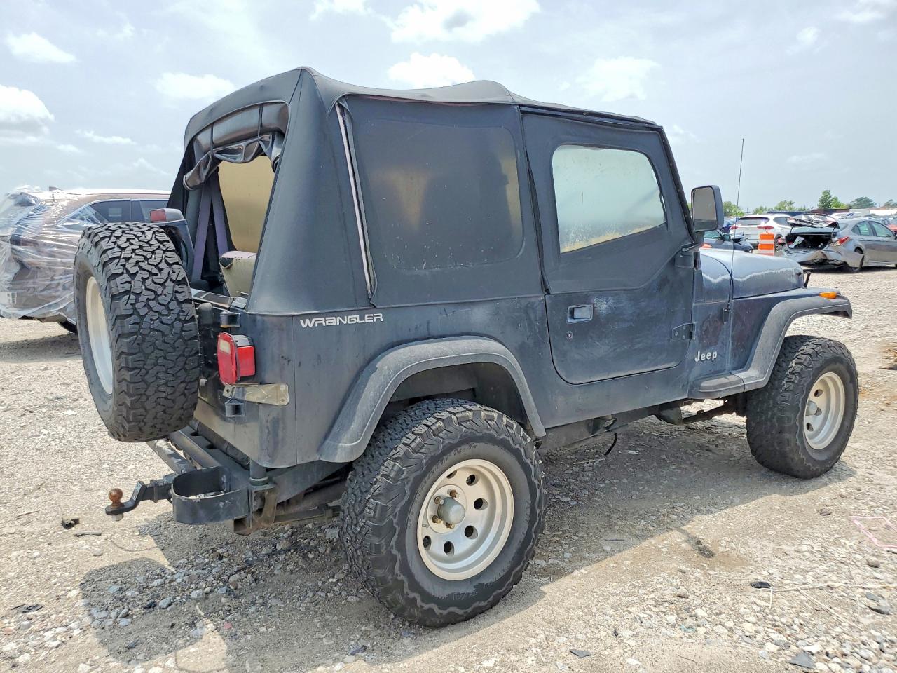 1995 Jeep Wrangler / Yj S Black vin: 1J4FY19P2SP285460