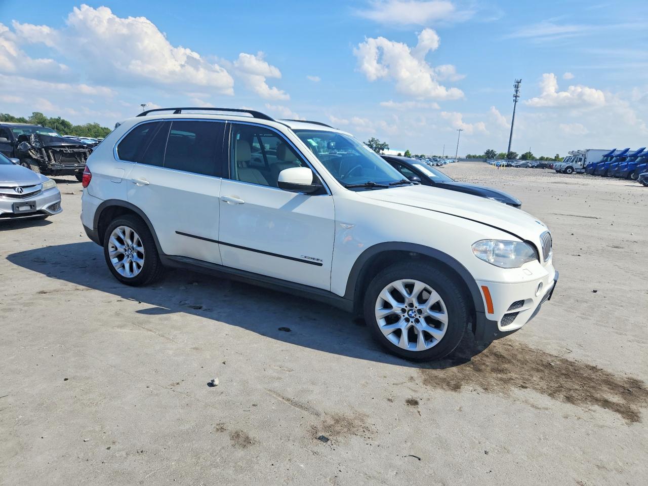 2013 Bmw X5 Xdrive35d White vin: 5UXZW0C54D0B91491