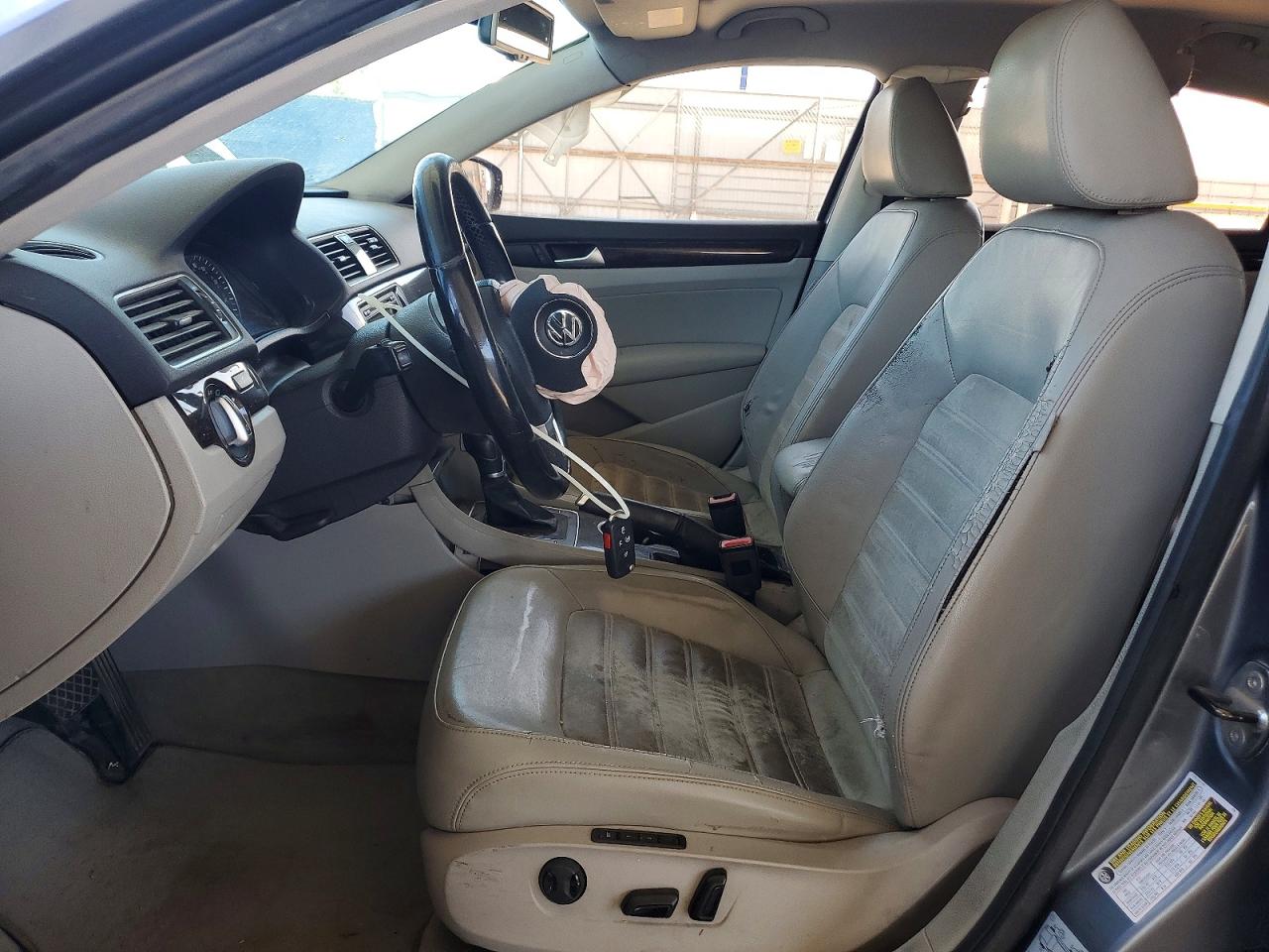 2014 Volkswagen Passat Sel Серый vin: 1VWCS7A37EC056397