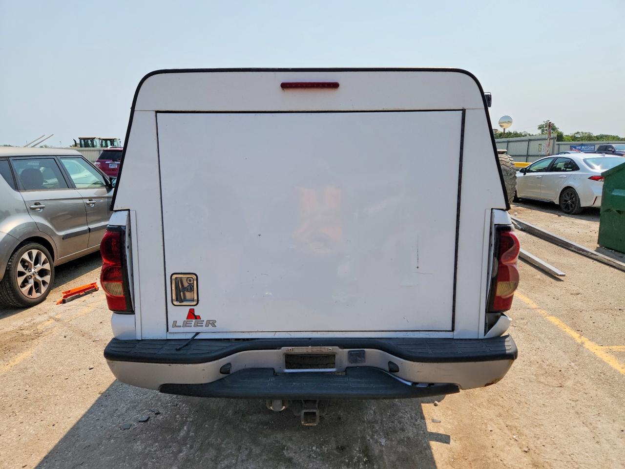 2004 Gmc New Sierra C1500 White vin: 1GTEC14X14Z306362