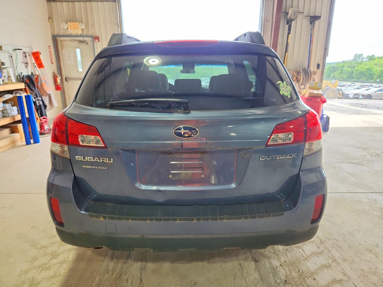 2013 Subaru Outback 2.5i Premium Blue vin: 4S4BRCCC9D3263884