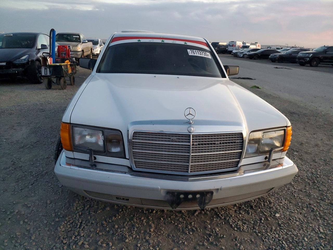 1990 Mercedes-benz 300 Se White vin: WDBCA24D8LA523315