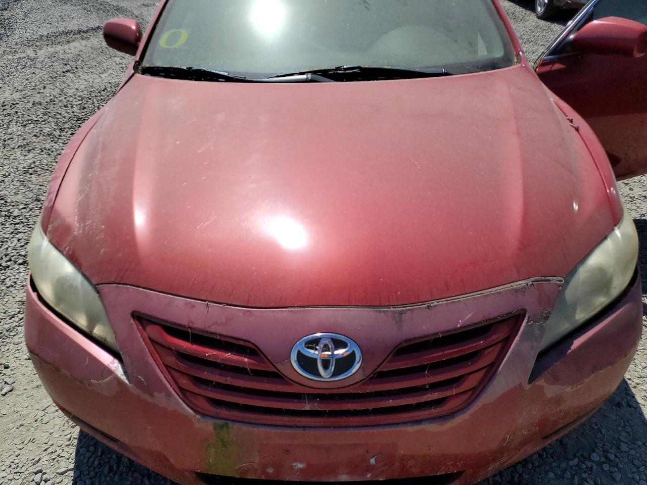 2007 Toyota Camry Le Red vin: 4T1BE46K37U139354